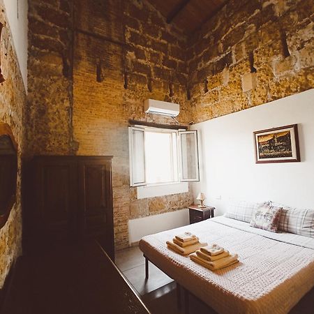 Zyz Apartments La Kalsa Palermo Luaran gambar