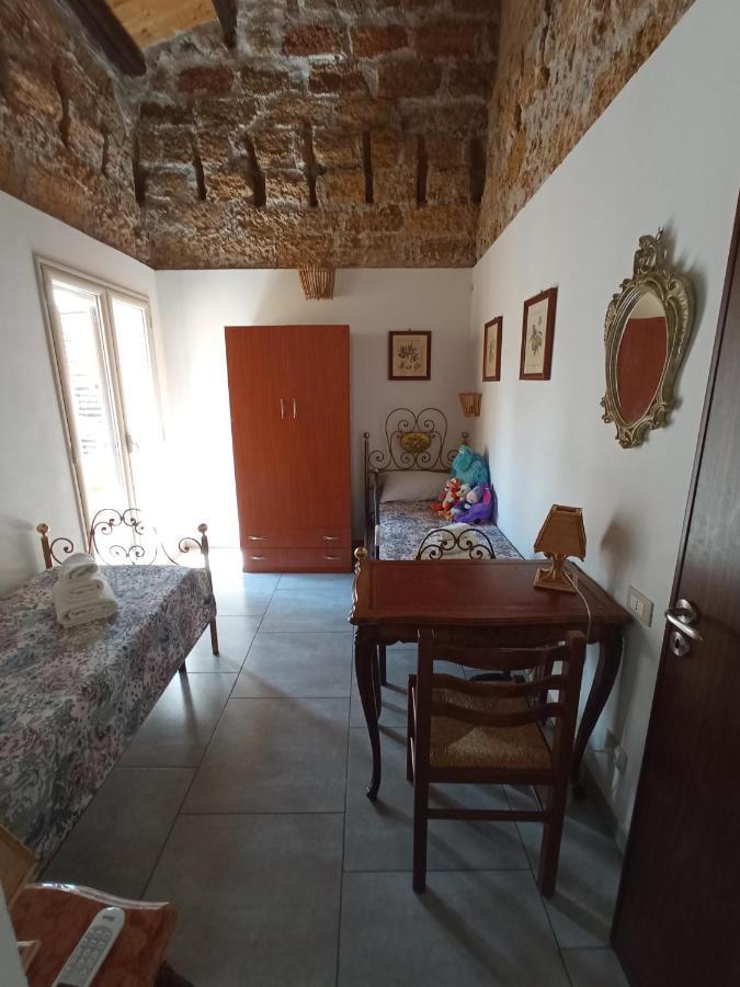 Zyz Apartments La Kalsa Palermo Luaran gambar