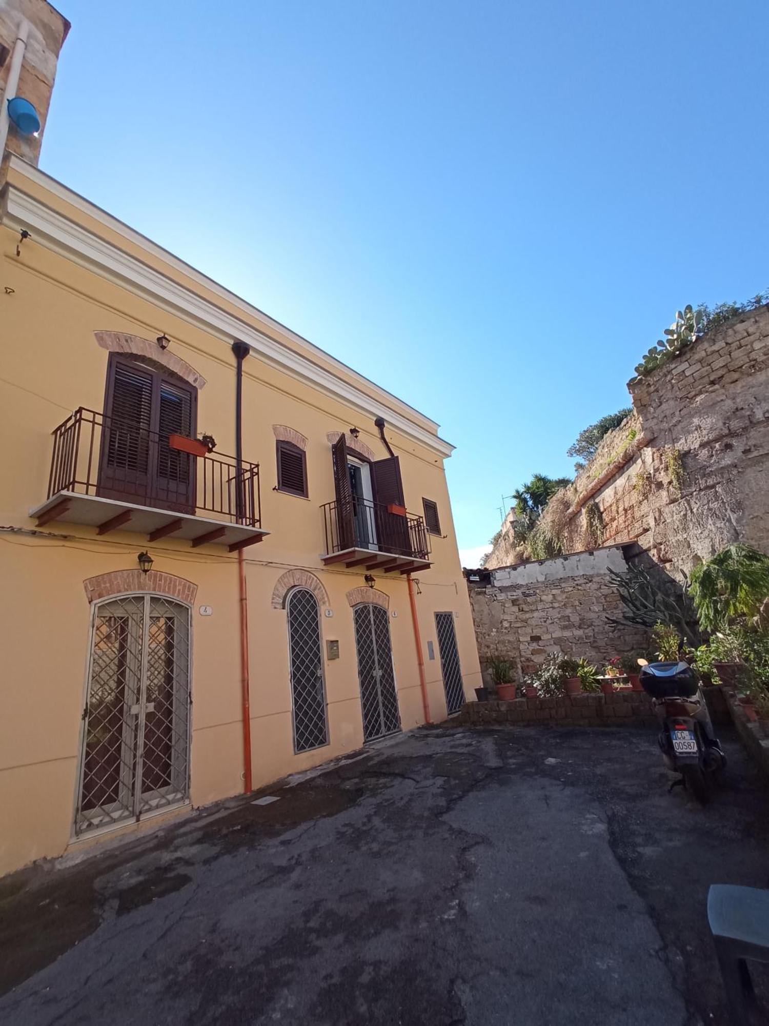 Zyz Apartments La Kalsa Palermo Luaran gambar